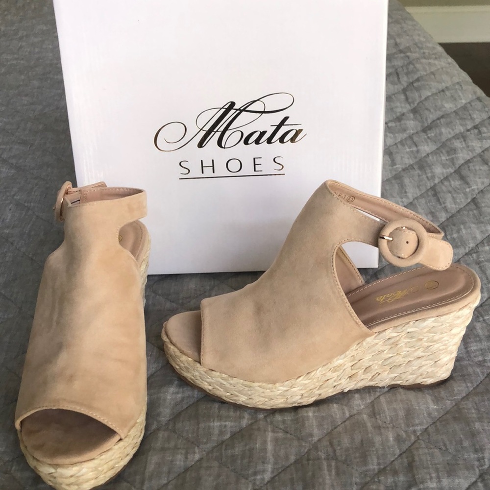 Moata Shoes-Nicole wedge. New with box.